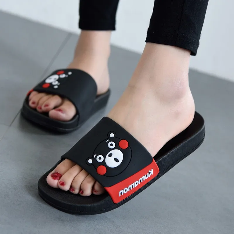 Scarpe estive Kumamon con fioc - Home Bathroom Wear recensione e prezzo
