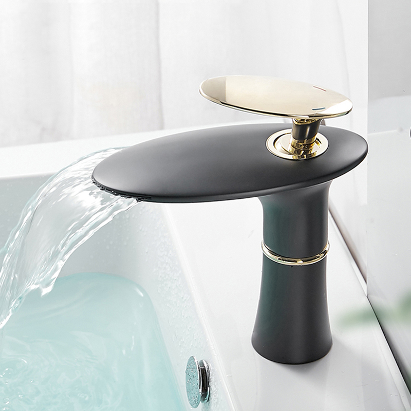Rubinetto per lavabo a cascata - Home Hardware Bathroom Faucets recensione e prezzo