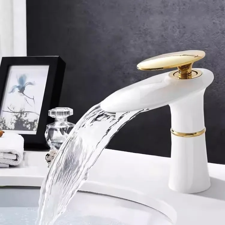 Rubinetto a Cascata per Lavabo - Home Hardware Bathroom Faucets recensione e prezzo